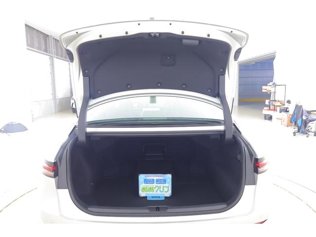 クラウンクロスオーバー Ｇレザーパッケージ　４ＷＤ　１２．３インチＤＡ　地デジＴＶ　全周囲カメラ　ＢＳＭ　衝突被害軽減ブレーキ　レーダークルーズ　車線逸脱警報　クリアランスソナー　ＥＴＣ２．０　本革　シートヒーター＆クール　ＡＣ１００Ｖー１５００Ｗ　前後ドラレコ　４眼ＬＥＤライト（52枚目）