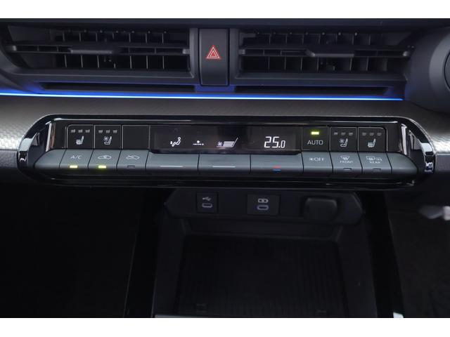 プリウス Ｚ　衝突被害軽減ブレーキ　ＢＳＭ　１２．３インチＤＡ地デジ　全周囲カメラ　ＥＴＣ２．０　レーダークルーズ　車線逸脱警報　オートハイビーム　シートヒーター＆クール　パワーシート　ステアリングヒーター　ＡＣ１００Ｖ－１５００Ｗ　クリアランスソナー　パワーバックドア（27枚目）