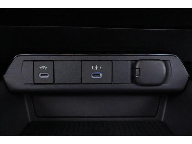 プリウス Ｚ　衝突被害軽減ブレーキ　ＢＳＭ　１２．３インチＤＡ地デジ　全周囲カメラ　ＥＴＣ２．０　レーダークルーズ　車線逸脱警報　オートハイビーム　シートヒーター＆クール　パワーシート　ステアリングヒーター　ＡＣ１００Ｖ－１５００Ｗ　クリアランスソナー　パワーバックドア（28枚目）