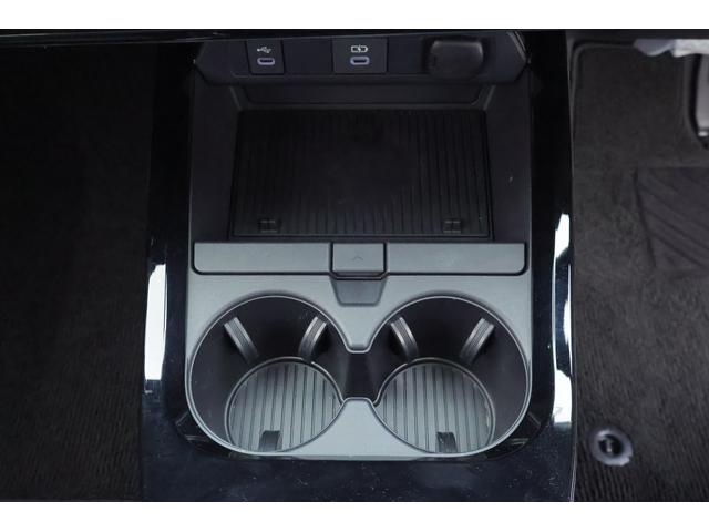 プリウス Ｚ　衝突被害軽減ブレーキ　ＢＳＭ　１２．３インチＤＡ地デジ　全周囲カメラ　ＥＴＣ２．０　レーダークルーズ　車線逸脱警報　オートハイビーム　シートヒーター＆クール　パワーシート　ステアリングヒーター　ＡＣ１００Ｖ－１５００Ｗ　クリアランスソナー　パワーバックドア（29枚目）