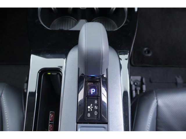 プリウス Ｚ　衝突被害軽減ブレーキ　ＢＳＭ　１２．３インチＤＡ地デジ　全周囲カメラ　ＥＴＣ２．０　レーダークルーズ　車線逸脱警報　オートハイビーム　シートヒーター＆クール　パワーシート　ステアリングヒーター　ＡＣ１００Ｖ－１５００Ｗ　クリアランスソナー　パワーバックドア（30枚目）