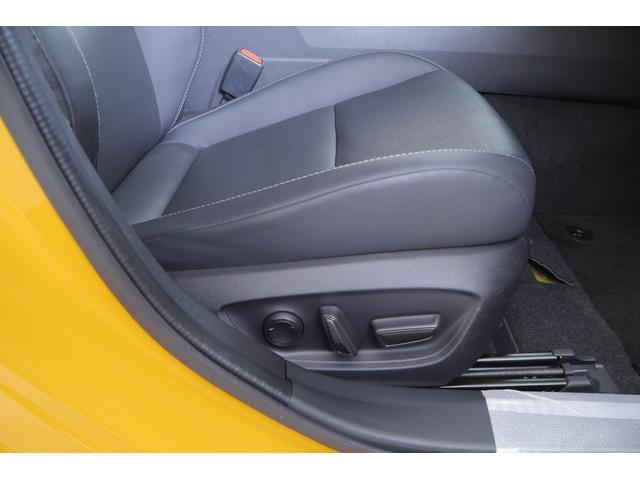 プリウス Ｚ　衝突被害軽減ブレーキ　ＢＳＭ　１２．３インチＤＡ地デジ　全周囲カメラ　ＥＴＣ２．０　レーダークルーズ　車線逸脱警報　オートハイビーム　シートヒーター＆クール　パワーシート　ステアリングヒーター　ＡＣ１００Ｖ－１５００Ｗ　クリアランスソナー　パワーバックドア（43枚目）