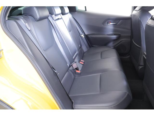 プリウス Ｚ　衝突被害軽減ブレーキ　ＢＳＭ　１２．３インチＤＡ地デジ　全周囲カメラ　ＥＴＣ２．０　レーダークルーズ　車線逸脱警報　オートハイビーム　シートヒーター＆クール　パワーシート　ステアリングヒーター　ＡＣ１００Ｖ－１５００Ｗ　クリアランスソナー　パワーバックドア（45枚目）