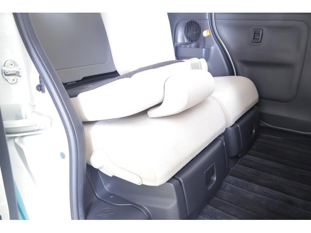 ムーヴキャンバス ＧメイクアップＶＳ　ＳＡＩＩＩ　衝突被害軽減ブレーキ　純正ＳＤナビ　地デジＴＶ　全周囲カメラ　スマートキー　ＥＴＣ　オートハイビーム　車線逸脱警報　シートヒーター　ＬＥＤヘッドライト　両側電動ドア　Ｂｌｕｅｔｏｏｔｈ接続　ドライブレコーダー　横滑防止装置（40枚目）