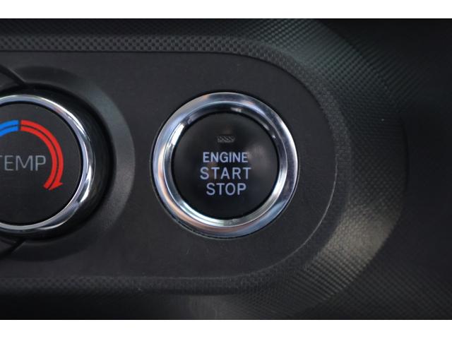 ライズ Ｚ　衝突被害軽減ブレーキ　ＢＳＭ　９インチナビ　地デジＴＶ　全周囲カメラ　スマートキー　ＥＴＣ　レーダークルーズ　オートハイビーム　車線逸脱警報　コーナーセンサー　前後ドラレコ　シートヒーター　ＬＥＤヘッドライト　先行車発進告知機能　Ｂｌｕｅｔｏｏｔｈ接続（28枚目）