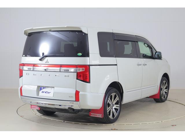 デリカＤ：５ Ｐ　４ＷＤ　衝突被害軽減ブレーキ　純正１０型ナビ　地デジＴＶ　アラウンドビューモニター　スマートキー　ＥＴＣ　レーダークルーズ　車線逸脱警報　オートハイビーム　両側電動ドア　シートヒーター　ステアリングヒーター　電動サイドステップ　前後ドラレコ　パワーバックドア（49枚目）