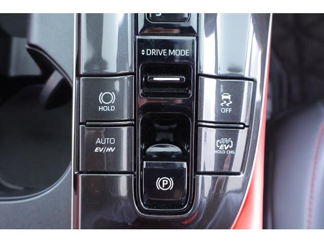 クラウンスポーツ ＰＨＥＶ　ＲＳ　４ＷＤ　１２．３インチＤＡナビ　地デジＴＶ　全周囲カメラ　ＢＳＭ　衝突被害軽減ブレーキ　レーダークルーズ　車線逸脱警報　ＥＴＣ２．０　デジタルミラー　前後ドラレコ　本革　シートヒーター＆クール　パワーバックドア　ＡＣ１００Ｖ－１５００Ｗ（32枚目）