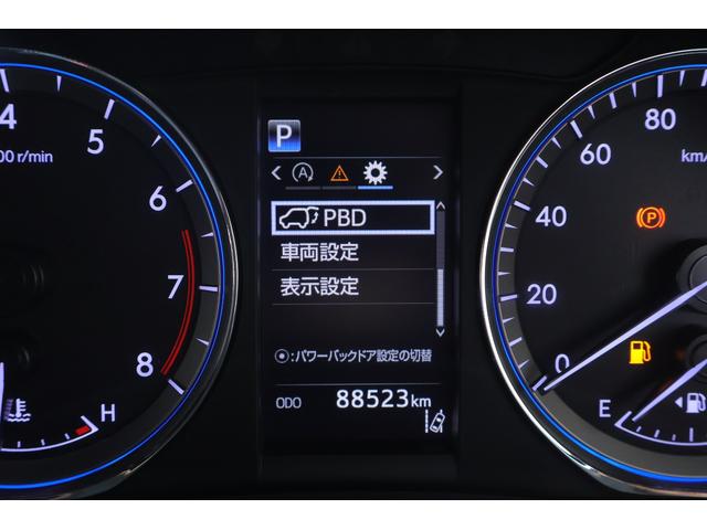 ハリアー プレミアム　モデリスタフルエアロ　衝突被害軽減ブレーキ　純正９インチナビ　地デジＴＶ　バックカメラ　ＥＴＣ２．０　レーダークルーズ　オートハイビーム　車線逸脱警報　クリアランスソナー　パワーシート　パワーバックドア　ドラレコ　横滑り防止装置　ワンオーナー（18枚目）