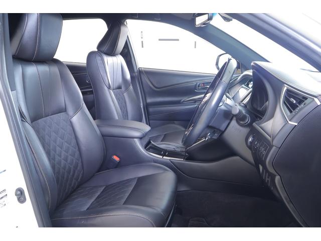 ハリアー プレミアム　モデリスタフルエアロ　衝突被害軽減ブレーキ　純正９インチナビ　地デジＴＶ　バックカメラ　ＥＴＣ２．０　レーダークルーズ　オートハイビーム　車線逸脱警報　クリアランスソナー　パワーシート　パワーバックドア　ドラレコ　横滑り防止装置　ワンオーナー（34枚目）