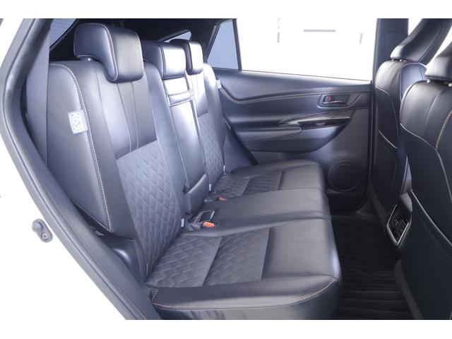 ハリアー プレミアム　モデリスタフルエアロ　衝突被害軽減ブレーキ　純正９インチナビ　地デジＴＶ　バックカメラ　ＥＴＣ２．０　レーダークルーズ　オートハイビーム　車線逸脱警報　クリアランスソナー　パワーシート　パワーバックドア　ドラレコ　横滑り防止装置　ワンオーナー（37枚目）