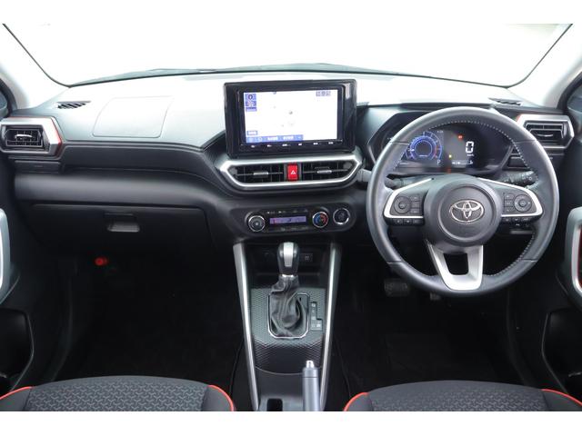 ライズ Ｚ　衝突被害軽減ブレーキ　純正９インチナビ　地デジＴＶ　全周囲カメラ　スマートキー　ＥＴＣ　レーダークルーズ　オートハイビーム　車線逸脱警報　コーナーセンサー　前後ドラレコ　シートヒーター　ＬＥＤヘッドライト　Ｂｌｕｅｔｏｏｔｈ接続　ワンオーナー（12枚目）