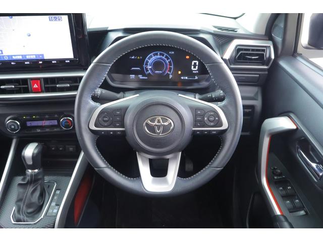 ライズ Ｚ　衝突被害軽減ブレーキ　純正９インチナビ　地デジＴＶ　全周囲カメラ　スマートキー　ＥＴＣ　レーダークルーズ　オートハイビーム　車線逸脱警報　コーナーセンサー　前後ドラレコ　シートヒーター　ＬＥＤヘッドライト　Ｂｌｕｅｔｏｏｔｈ接続　ワンオーナー（13枚目）