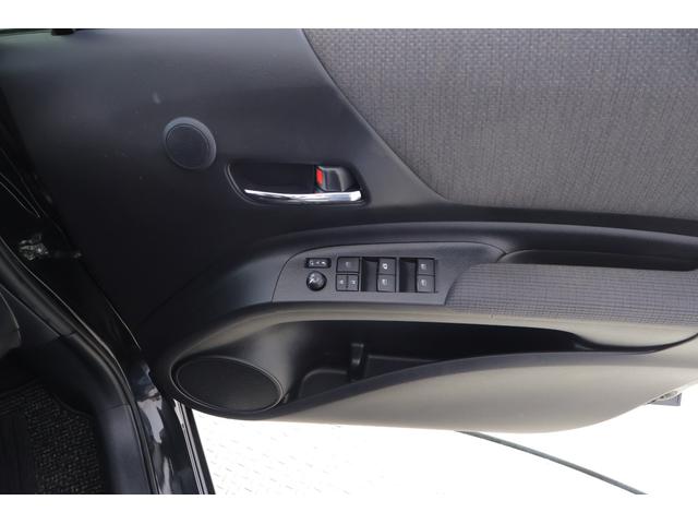 シエンタ Ｇ　セーフティーエディションＩＩ　純正ＳＤナビ　地デジＴＶ　バックカメラ　衝突被害軽減ブレーキ　スマートキー　ＥＴＣ　オートハイビーム　車線逸脱警報　クリアランスソナー　両側電動ドア　シートヒーター　ステアリングヒーター　ＬＥＤライト　前後ドラレコ　ワンオーナ（35枚目）