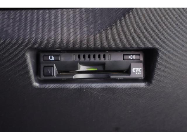 アクア Ｇ　衝突被害軽減ブレーキ　純正ＳＤナビＴＶ　バックカメラ　スマートキー　ＥＴＣ　クルーズコントロール　オートハイビーム　車線逸脱警報　シートヒーター　先行車発進告知機能　ＬＥＤヘッドライト　純正アルミ　Ｂｌｕｅｔｏｏｔｈ接続　横滑防止装置（28枚目）