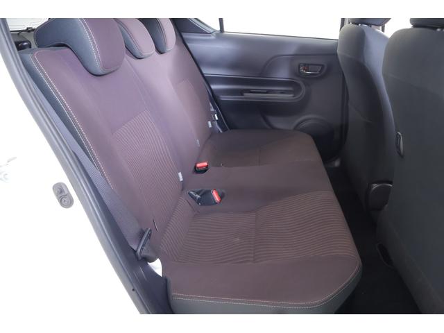 アクア Ｇ　衝突被害軽減ブレーキ　純正ＳＤナビＴＶ　バックカメラ　スマートキー　ＥＴＣ　クルーズコントロール　オートハイビーム　車線逸脱警報　シートヒーター　先行車発進告知機能　ＬＥＤヘッドライト　純正アルミ　Ｂｌｕｅｔｏｏｔｈ接続　横滑防止装置（33枚目）