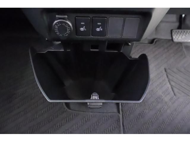 ルーミー カスタムＧ　衝突被害軽減ブレーキ　９インチＤＡ　地デジＴＶ　全周囲カメラ　レーダークルーズ　スマートキー　ＥＴＣ　オートハイビーム　車線逸脱警報　クリアランスソナー　両側電動ドア　シートヒーター　ＬＥＤヘッドライト　前後ドラレコ　横滑り防止装置　ワンオーナー（32枚目）