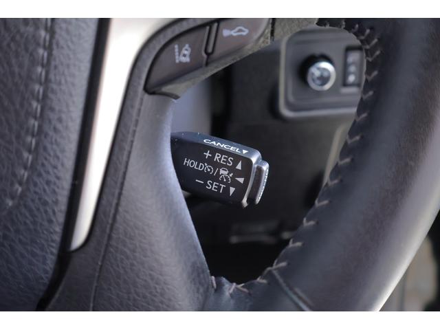 ランドクルーザープラド ＴＸ　Ｌパッケージ・ブラックエディション　４ＷＤ　本革シート　衝突被害軽減ブレーキ　純正９インチナビ　地デジＴＶ　バックカメラ　スマートキー　ＥＴＣ　レーダークルーズ　車線逸脱警報　オートハイビーム　シートヒーター＆クール　ＬＥＤヘッドライト　横滑り防止装置（20枚目）
