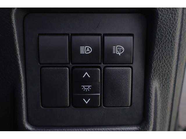 ランドクルーザープラド ＴＸ　Ｌパッケージ・ブラックエディション　４ＷＤ　本革シート　衝突被害軽減ブレーキ　純正９インチナビ　地デジＴＶ　バックカメラ　スマートキー　ＥＴＣ　レーダークルーズ　車線逸脱警報　オートハイビーム　シートヒーター＆クール　ＬＥＤヘッドライト　横滑り防止装置（28枚目）