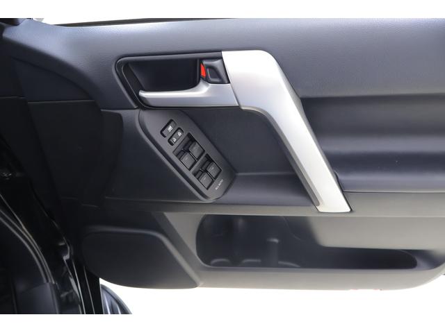 ランドクルーザープラド ＴＸ　Ｌパッケージ・ブラックエディション　４ＷＤ　本革シート　衝突被害軽減ブレーキ　純正９インチナビ　地デジＴＶ　バックカメラ　スマートキー　ＥＴＣ　レーダークルーズ　車線逸脱警報　オートハイビーム　シートヒーター＆クール　ＬＥＤヘッドライト　横滑り防止装置（31枚目）