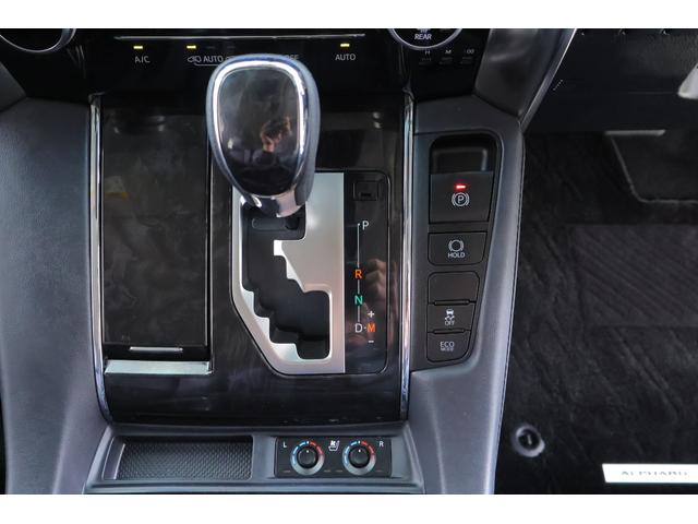 アルファード ２．５Ｓ　Ｃパッケージ　衝突被害軽減ブレーキ　９型ＤＡナビ　地デジＴＶ　バックカメラ　ＥＴＣ　レーダークルーズ　ＢＳＭ　車線逸脱警報　シートヒーター＆クール　ステアリングヒーター　クリアランスソナー　デジタルミラー　ドラレコ　パワーバックドア　３眼ＬＥＤライト（26枚目）