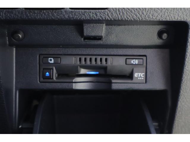 アルファード ２．５Ｓ　Ｃパッケージ　衝突被害軽減ブレーキ　９型ＤＡナビ　地デジＴＶ　バックカメラ　ＥＴＣ　レーダークルーズ　ＢＳＭ　車線逸脱警報　シートヒーター＆クール　ステアリングヒーター　クリアランスソナー　デジタルミラー　ドラレコ　パワーバックドア　３眼ＬＥＤライト（30枚目）