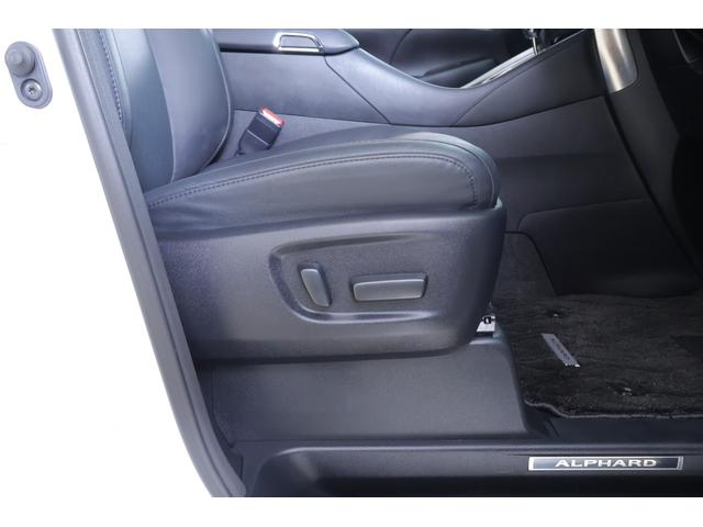 アルファード ２．５Ｓ　Ｃパッケージ　衝突被害軽減ブレーキ　９型ＤＡナビ　地デジＴＶ　バックカメラ　ＥＴＣ　レーダークルーズ　ＢＳＭ　車線逸脱警報　シートヒーター＆クール　ステアリングヒーター　クリアランスソナー　デジタルミラー　ドラレコ　パワーバックドア　３眼ＬＥＤライト（43枚目）