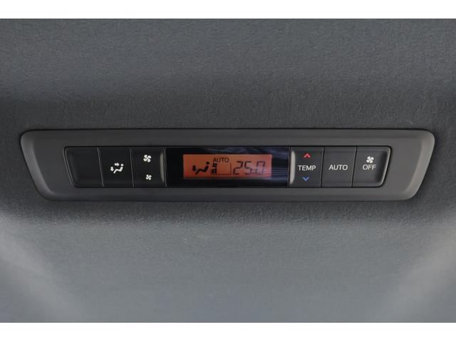 ヴォクシー ＺＳ　煌　衝突被害軽減ブレーキ　純正９インチナビ　地デジＴＶ　バックカメラ　スマートキー　ＥＴＣ　クルーズコントロール　車線逸脱警報　オートハイビーム　両側電動ドア　先行車発進告知機能　Ｂｌｕｅｔｏｏｔｈ接続　ＬＥＤヘッドライト　ドライブレコーダー　横滑防止装置（30枚目）