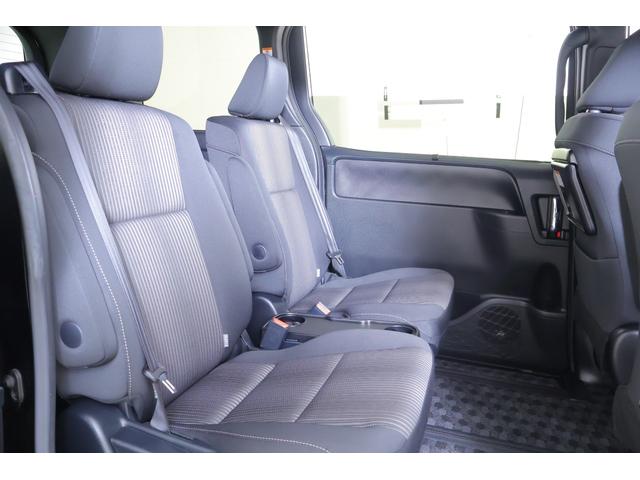 ヴォクシー ＺＳ　煌　衝突被害軽減ブレーキ　純正９インチナビ　地デジＴＶ　バックカメラ　スマートキー　ＥＴＣ　クルーズコントロール　車線逸脱警報　オートハイビーム　両側電動ドア　先行車発進告知機能　Ｂｌｕｅｔｏｏｔｈ接続　ＬＥＤヘッドライト　ドライブレコーダー　横滑防止装置（38枚目）