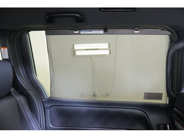 ヴォクシー ＺＳ　煌　衝突被害軽減ブレーキ　純正９インチナビ　地デジＴＶ　バックカメラ　スマートキー　ＥＴＣ　クルーズコントロール　車線逸脱警報　オートハイビーム　両側電動ドア　先行車発進告知機能　Ｂｌｕｅｔｏｏｔｈ接続　ＬＥＤヘッドライト　ドライブレコーダー　横滑防止装置（41枚目）