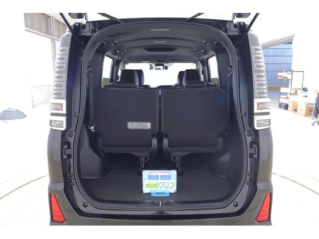 ヴォクシー ＺＳ　煌　衝突被害軽減ブレーキ　純正９インチナビ　地デジＴＶ　バックカメラ　スマートキー　ＥＴＣ　クルーズコントロール　車線逸脱警報　オートハイビーム　両側電動ドア　先行車発進告知機能　Ｂｌｕｅｔｏｏｔｈ接続　ＬＥＤヘッドライト　ドライブレコーダー　横滑防止装置（43枚目）