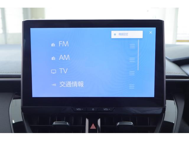 カローラツーリング ハイブリッド　ダブルバイビー　衝突被害軽減ブレーキ　ドラレコ　１０．５インチＤＡナビ　地デジＴＶ　バックカメラ　ＢＳＭ　レーダークルーズ　ＥＴＣ２．０　車線逸脱警報　クリアランスソナー　シートヒーター　ステアリングヒーター　ＡＣ１００Ｖ－１５００Ｗ　ワンオーナー（17枚目）