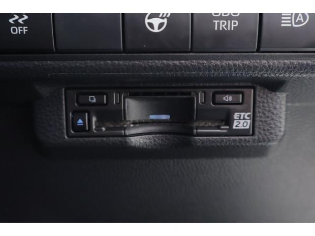 カローラツーリング ハイブリッド　ダブルバイビー　衝突被害軽減ブレーキ　ドラレコ　１０．５インチＤＡナビ　地デジＴＶ　バックカメラ　ＢＳＭ　レーダークルーズ　ＥＴＣ２．０　車線逸脱警報　クリアランスソナー　シートヒーター　ステアリングヒーター　ＡＣ１００Ｖ－１５００Ｗ　ワンオーナー（30枚目）