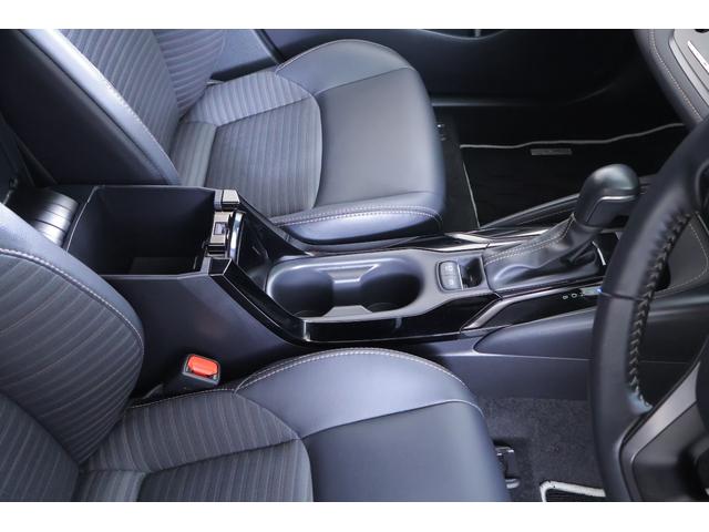 カローラツーリング ハイブリッド　ダブルバイビー　衝突被害軽減ブレーキ　ドラレコ　１０．５インチＤＡナビ　地デジＴＶ　バックカメラ　ＢＳＭ　レーダークルーズ　ＥＴＣ２．０　車線逸脱警報　クリアランスソナー　シートヒーター　ステアリングヒーター　ＡＣ１００Ｖ－１５００Ｗ　ワンオーナー（33枚目）