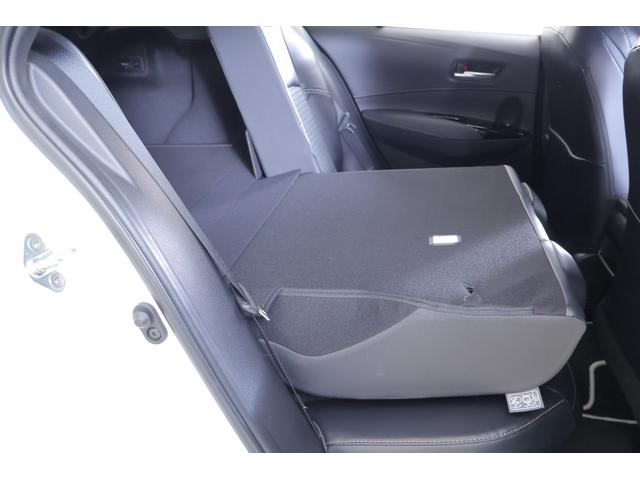 カローラツーリング ハイブリッド　ダブルバイビー　衝突被害軽減ブレーキ　ドラレコ　１０．５インチＤＡナビ　地デジＴＶ　バックカメラ　ＢＳＭ　レーダークルーズ　ＥＴＣ２．０　車線逸脱警報　クリアランスソナー　シートヒーター　ステアリングヒーター　ＡＣ１００Ｖ－１５００Ｗ　ワンオーナー（41枚目）