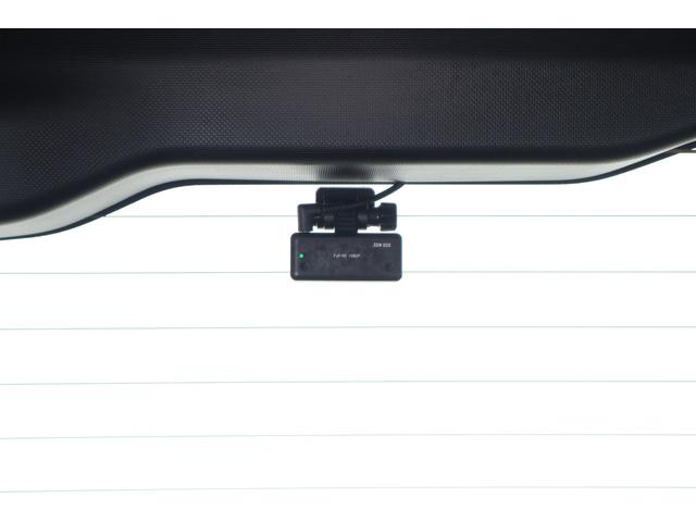 ノア ハイブリッドＳｉ　ダブルバイビーＩＩＩ　衝突被害軽減ブレーキ　純正９インチナビ　地デジＴＶ　バックカメラ　後席モニター　スマートキー　ＥＴＣ　クルコン　車線逸脱警報　オートハイビーム　両側電動ドア　クリアランスソナー　シートヒーター　前後ドラレコ　ＬＥＤライト（39枚目）