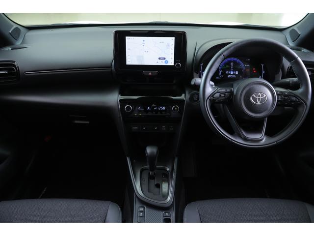 ヤリスクロス Ｚ　衝突被害軽減ブレーキ　純正８インチＤＡナビ　地デジＴＶ　全周囲カメラ　スマートキー　ＥＴＣ　レーダークルーズ　車線逸脱警報　オートハイビーム　ＢＳＭ　クリアランスソナー　シートヒーター　ステアリングヒーター　前後ドラレコ　ＬＥＤヘッドライト　横滑り防止装置（12枚目）