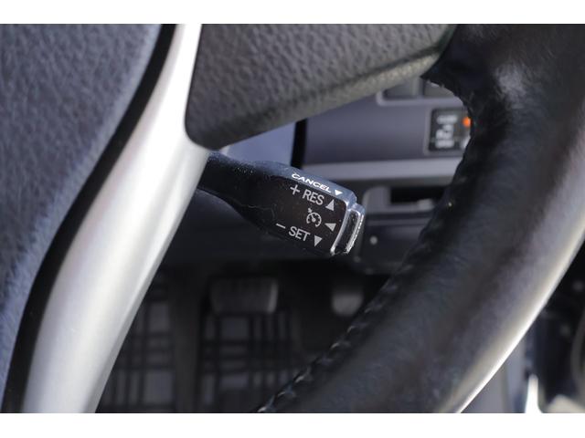 ヴォクシー Ｖ　ツインムーンルーフ　１０インチナビ　地デジＴＶ　バックカメラ　スマートキー　ＥＴＣ　クルーズコントロール　オートハイビーム　両側電動スライドドア　Ｂｌｕｅｔｏｏｔｈ接続　ＬＥＤヘッドライト　アイドリングストップ　純正アルミ　横滑り防止装置（19枚目）