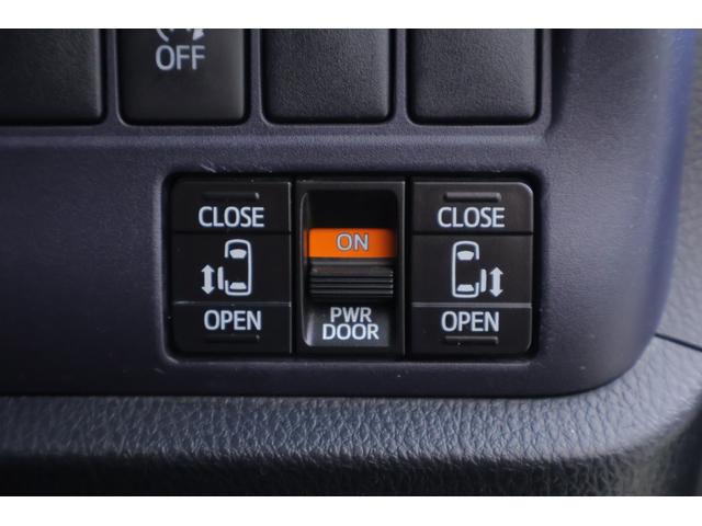 ヴォクシー Ｖ　ツインムーンルーフ　１０インチナビ　地デジＴＶ　バックカメラ　スマートキー　ＥＴＣ　クルーズコントロール　オートハイビーム　両側電動スライドドア　Ｂｌｕｅｔｏｏｔｈ接続　ＬＥＤヘッドライト　アイドリングストップ　純正アルミ　横滑り防止装置（25枚目）