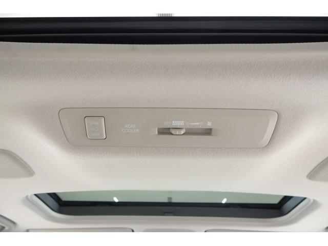 ヴォクシー Ｖ　ツインムーンルーフ　１０インチナビ　地デジＴＶ　バックカメラ　スマートキー　ＥＴＣ　クルーズコントロール　オートハイビーム　両側電動スライドドア　Ｂｌｕｅｔｏｏｔｈ接続　ＬＥＤヘッドライト　アイドリングストップ　純正アルミ　横滑り防止装置（28枚目）