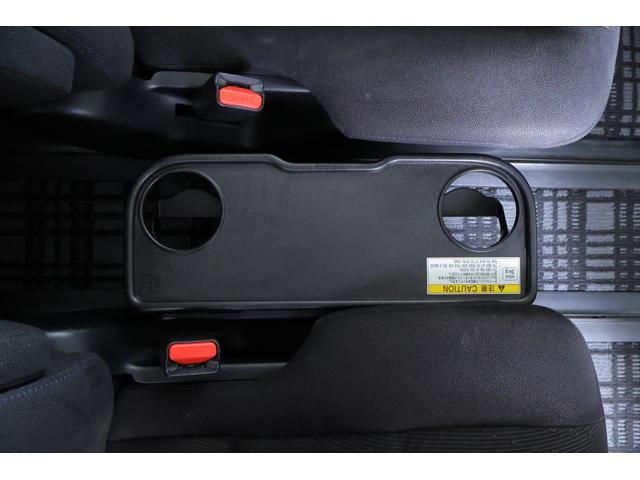 ヴォクシー Ｖ　ツインムーンルーフ　１０インチナビ　地デジＴＶ　バックカメラ　スマートキー　ＥＴＣ　クルーズコントロール　オートハイビーム　両側電動スライドドア　Ｂｌｕｅｔｏｏｔｈ接続　ＬＥＤヘッドライト　アイドリングストップ　純正アルミ　横滑り防止装置（37枚目）