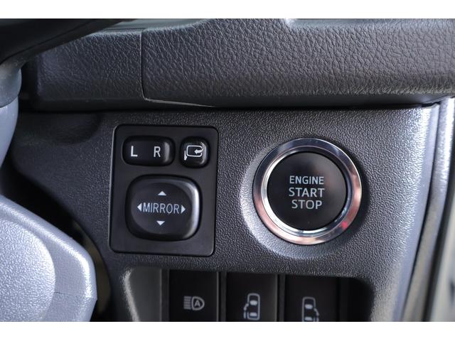 ハイエースバン スーパーＧＬダークプライムＩＩ　４ＷＤ　衝突被害軽減ブレーキ　純正ナビ地デジＴＶ　全周囲カメラ　スマートキー　ＥＴＣ２．０　車線逸脱警報　オートハイビーム　クリアランスソナー　両側電動ドア　ＬＥＤライト　デジタルミラー　ＡＣ１００Ｖ電源　ドラレコ　ワンオーナー（28枚目）