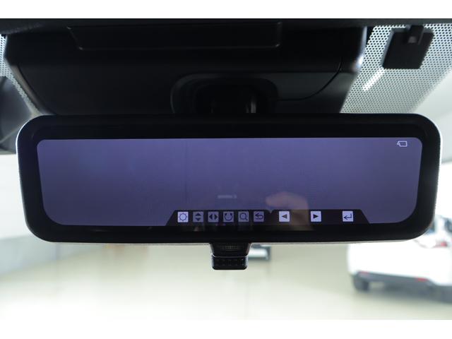 ハイエースバン スーパーＧＬダークプライムＩＩ　４ＷＤ　衝突被害軽減ブレーキ　純正ナビ地デジＴＶ　全周囲カメラ　スマートキー　ＥＴＣ２．０　車線逸脱警報　オートハイビーム　クリアランスソナー　両側電動ドア　ＬＥＤライト　デジタルミラー　ＡＣ１００Ｖ電源　ドラレコ　ワンオーナー（33枚目）