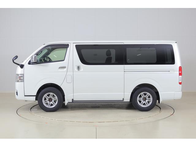 ハイエースバン スーパーＧＬダークプライムＩＩ　４ＷＤ　衝突被害軽減ブレーキ　純正ナビ地デジＴＶ　全周囲カメラ　スマートキー　ＥＴＣ２．０　車線逸脱警報　オートハイビーム　クリアランスソナー　両側電動ドア　ＬＥＤライト　デジタルミラー　ＡＣ１００Ｖ電源　ドラレコ　ワンオーナー（50枚目）