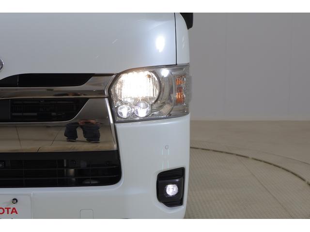 ハイエースバン スーパーＧＬダークプライムＩＩ　４ＷＤ　衝突被害軽減ブレーキ　純正ナビ地デジＴＶ　全周囲カメラ　スマートキー　ＥＴＣ２．０　車線逸脱警報　オートハイビーム　クリアランスソナー　両側電動ドア　ＬＥＤライト　デジタルミラー　ＡＣ１００Ｖ電源　ドラレコ　ワンオーナー（53枚目）
