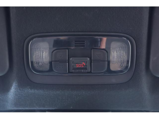 ヤリス ハイブリッドＺ　衝突被害軽減ブレーキ　純正８インチＤＡナビ　地デジＴＶ　全周囲カメラ　ＢＳＭ　スマートキー　ＥＴＣ　レーダークルーズ　オートハイビーム　車線逸脱警報　クリアランスソナー　シートヒーター　先行車発進告知機能　ＬＥＤヘッドライト　横滑り防止装置（32枚目）