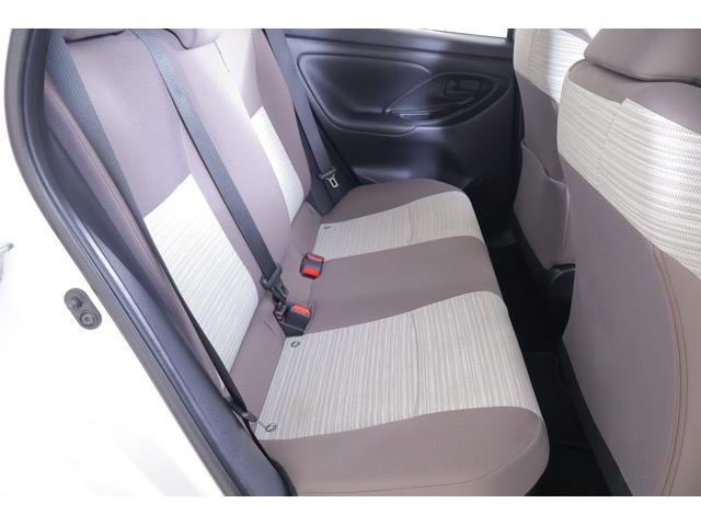 ヤリス ハイブリッドＺ　衝突被害軽減ブレーキ　純正８インチＤＡナビ　地デジＴＶ　全周囲カメラ　ＢＳＭ　スマートキー　ＥＴＣ　レーダークルーズ　オートハイビーム　車線逸脱警報　クリアランスソナー　シートヒーター　先行車発進告知機能　ＬＥＤヘッドライト　横滑り防止装置（41枚目）