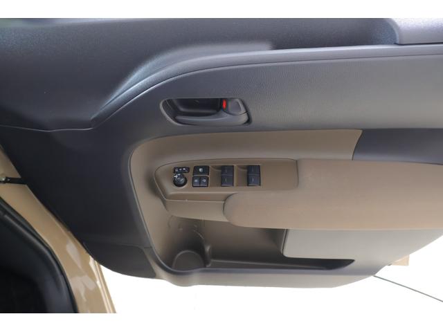 シエンタ ハイブリッドG 衝突被害軽減ブレーキ レーダークルーズ 純正8インチDAナビ 全周囲カメラ BSM スマートキー ドラレコ ETC オートハイビーム 車線逸脱警報 クリアランスソナー 両側電動ドア Bluetooth接続 LEDヘッドライト 横滑り防止装置(36枚目)