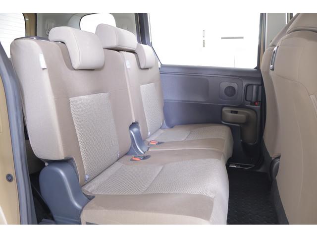 シエンタ ハイブリッドG 衝突被害軽減ブレーキ レーダークルーズ 純正8インチDAナビ 全周囲カメラ BSM スマートキー ドラレコ ETC オートハイビーム 車線逸脱警報 クリアランスソナー 両側電動ドア Bluetooth接続 LEDヘッドライト 横滑り防止装置(39枚目)