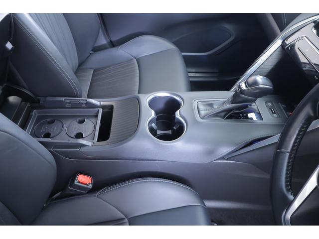 ハリアーハイブリッド Ｚ　衝突被害軽減ブレーキ　１２．３インチＪＢＬプレミアムナビ　地デジＴＶ　バックカメラ　ＢＳＭ　レーダークルーズ　車線逸脱警報　オートハイビーム　クリアランスソナー　スマートキー　ＥＴＣ　パワーシート　パワーバックドア　デジタルミラー　ドラレコ　横滑り防止装置（36枚目）