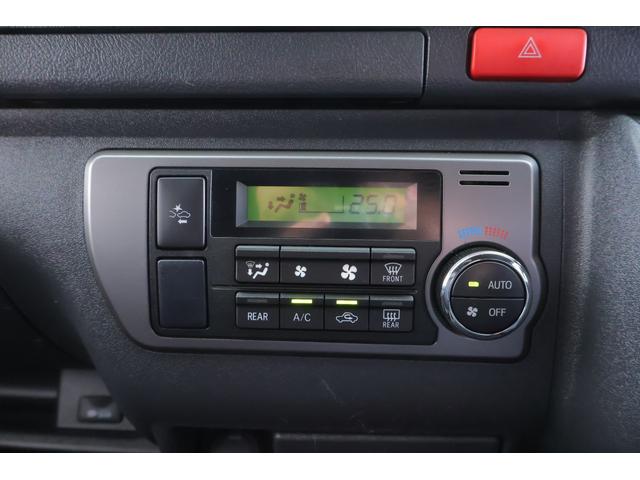 ハイエースバン スーパーＧＬ　ダークプライムＩＩ　衝突被害軽減ブレーキ　純正ナビ　地デジＴＶ　バックカメラ　スマートキー　ＥＴＣ　車線逸脱警報　オートハイビーム　クリアランスソナー　ＬＥＤヘッドライト　デジタルミラー　ＡＣ１００Ｖ電源　Ｂｌｕｅｔｏｏｔｈ接続　横滑防止装置（22枚目）